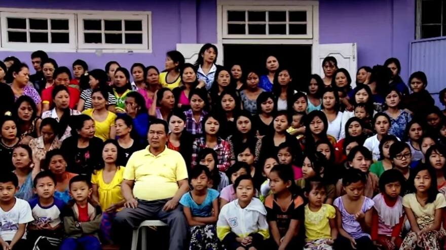 Esta es la familia más grande del mundo con 199 miembros: Pu Ziona tuvo 38 esposas, 89 hijos y 36 hijas