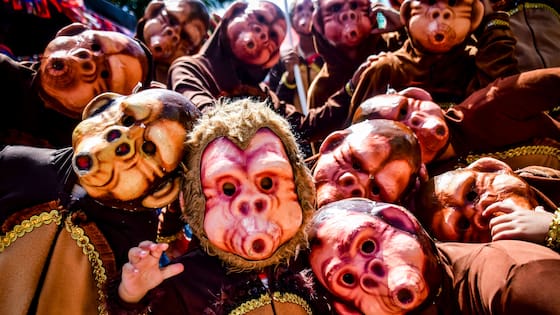 Pilas, a madrugarle este domingo a la Gran Parada de Tradición