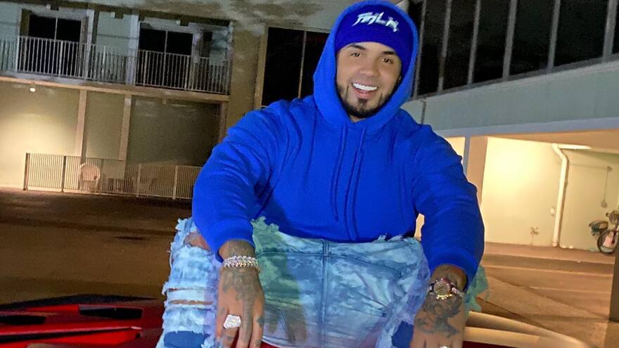 Anuel AA, acusado en los tribunales por ser un 'padre ausente'