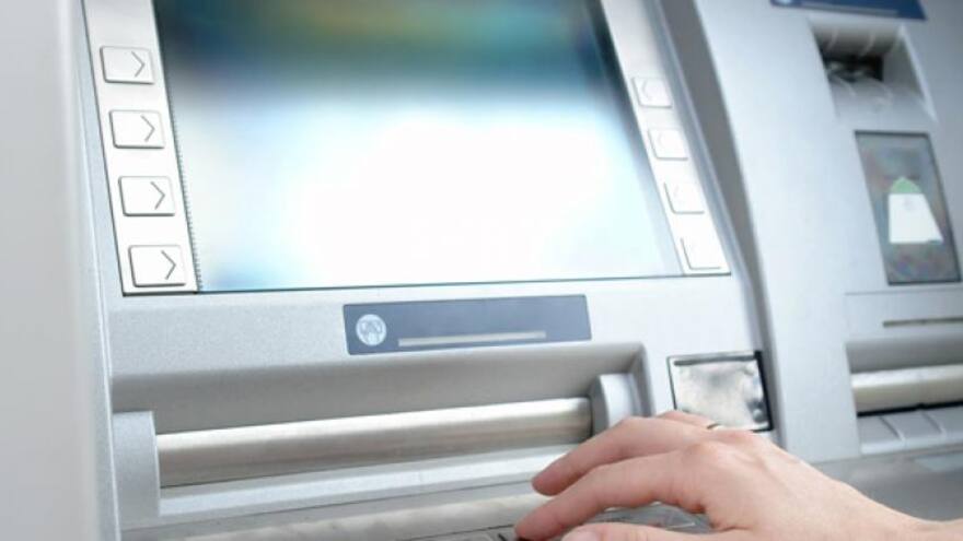 Capturan a dos presuntos integrantes de la banda delincuencial ‘los Tarjeteros’