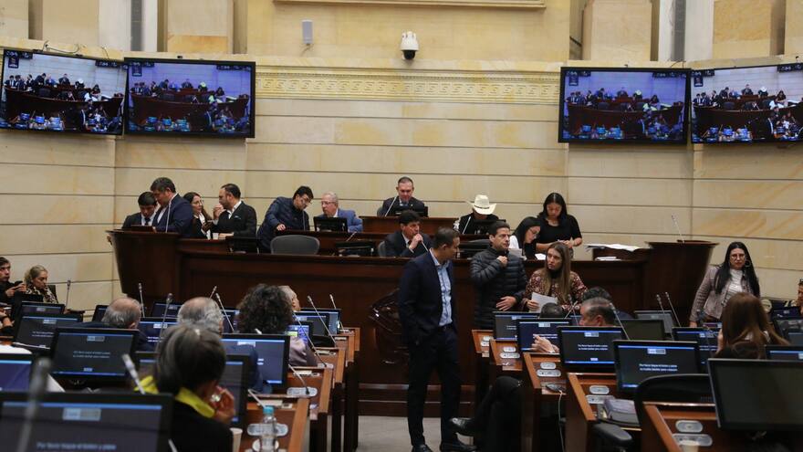 Centro Democrático dice no a reuniones del Gobierno por estériles