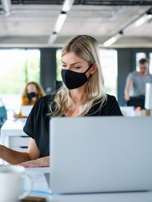 Brecha de género en el trabajo | Columna de Kelina Puche