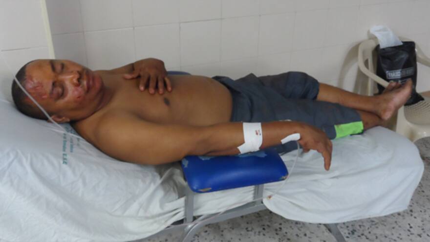 Dos heridos al chocar contra camión