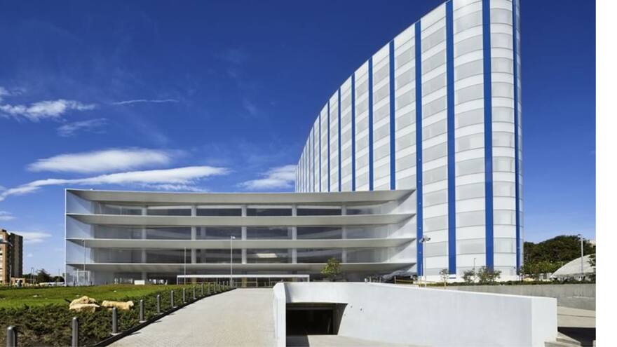 Entra en operaciones el Centro de Cáncer donado por Luis Carlos Sarmiento