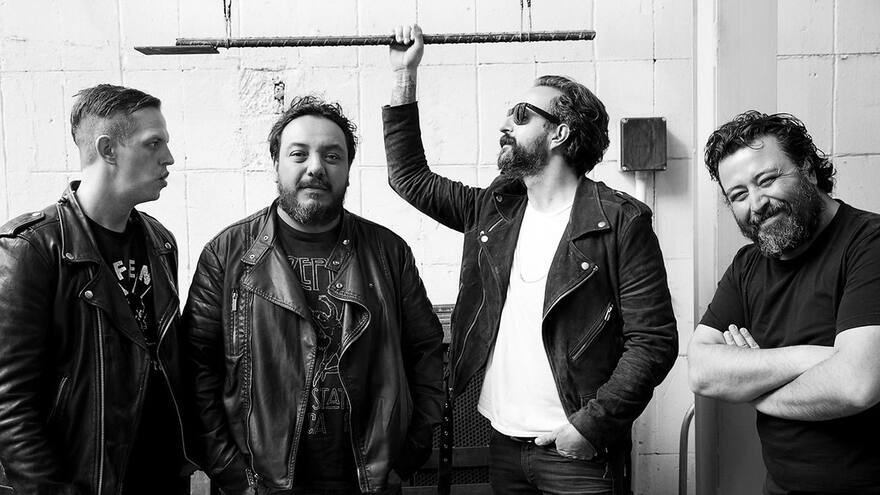 Roban instrumentos y equipos de música a grupo Molotov en México