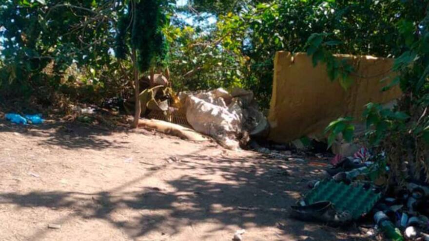 Hallan sin vida a un hombre en un lote baldío en Santa Marta