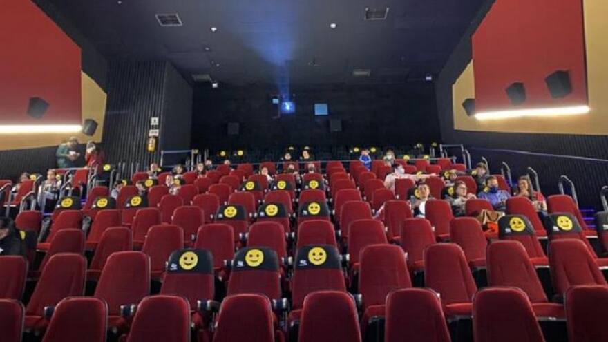 Gobierno emite decreto para incentivar reactivación de salas de cine