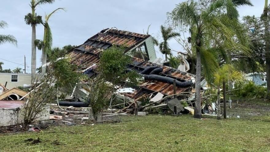 Tornado destruye viviendas en florida