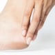 Vinagre y sal para los pies: el remedio casero que elimina mal olor y previene hongos