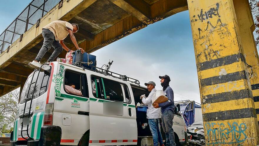 Terminal ilegal de Soledad continúa afectando la movilidad