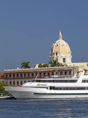Una mirada global hacia Colombia, el país de la belleza | Columna de Carmen Caballero