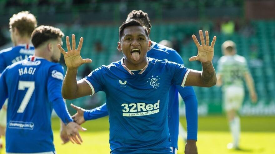 Morelos anota gol y el Rangers vuelve a ganar el derbi ante el Celtic