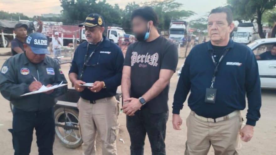 Migración Colombia deportó iraní que ingresó de manera irregular al país