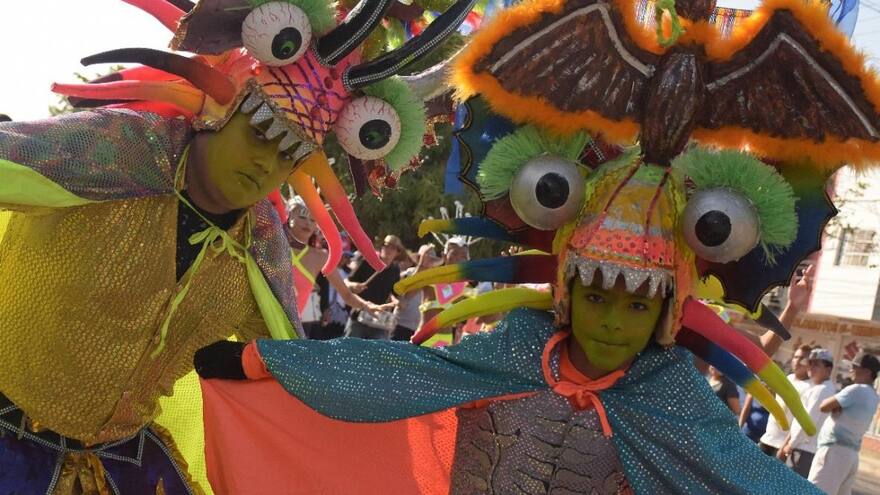 La Disfrazatón vuelve a las calles para prender la fiesta