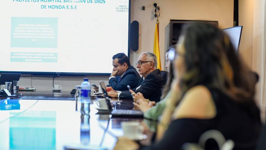 Asociaciones médicas cierran filas en contra del borrador de manual tarifario