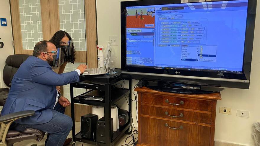 Crean software de enseñanza gratuito para niños en condición de discapacidad