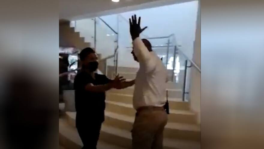 Empleado de un hotel de Cartagena habría agredido a un menor de edad