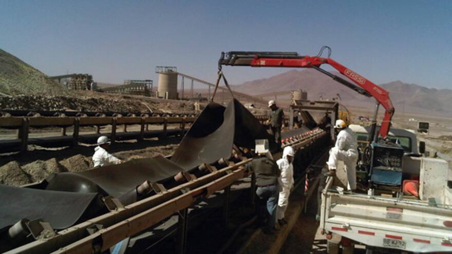 Masivo despido de mineros en Chile