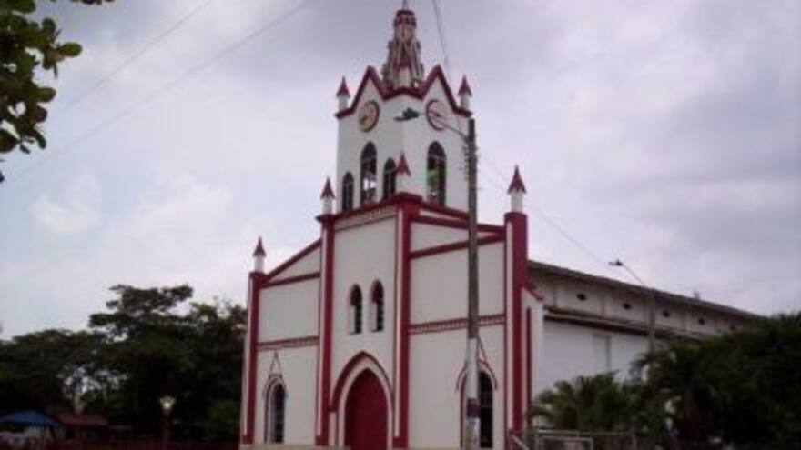 Se roban la limosna y vino de consagrar en iglesia de San Pelayo