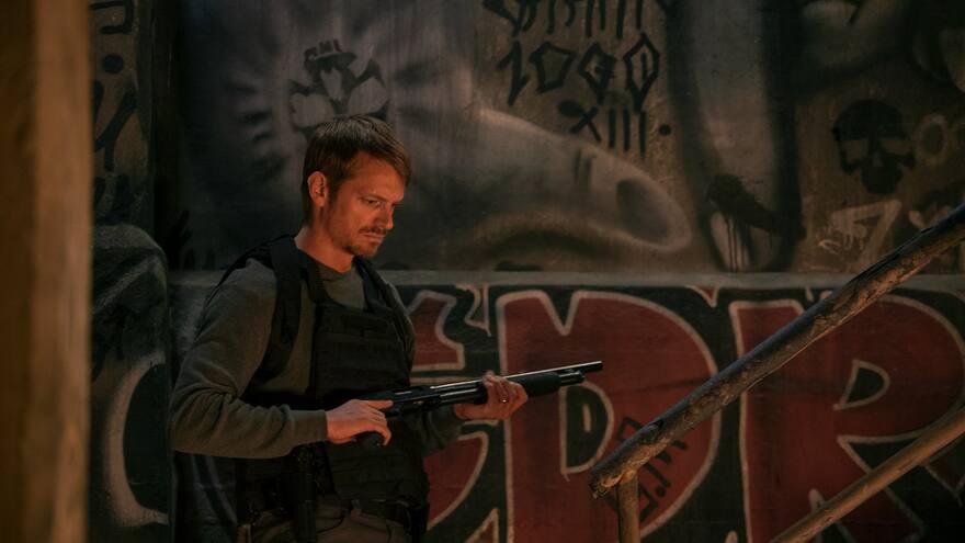 Venganza silenciona, película con Joel Kinnaman y Catalina Sandino, se estrena este jueves: En Navidad habrá una ‘venganza silenciosa’