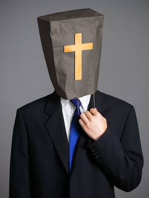 La politiquería es una religión peligrosa | Columna de Fabrina Acosta