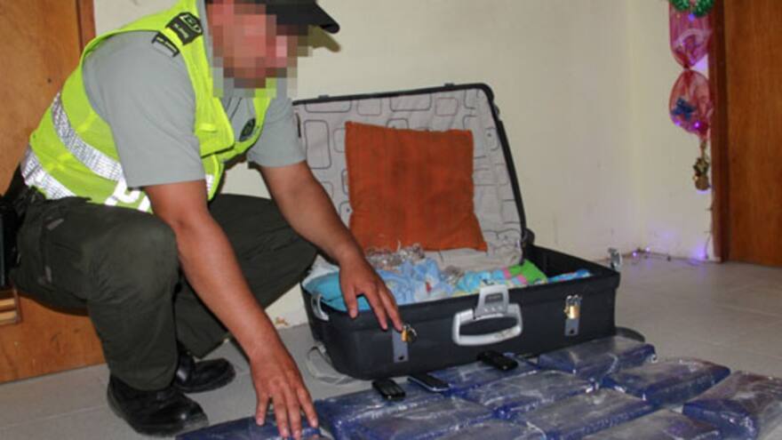 Hallan 15 mil gramos de clorhidrato de cocaína en una bodega de la estación Aeroportuaria