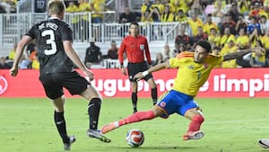 “Hay que ser contundentes y saber cerrar los partidos”: Néstor Lorenzo