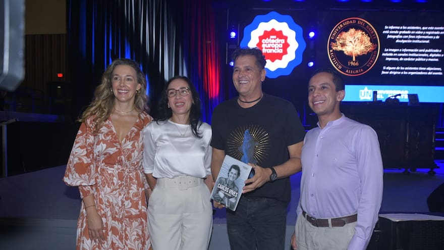 Carlos Vives ya está en la Universidad del Norte para su clase magistral