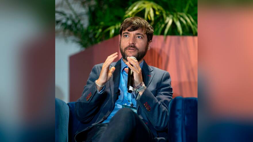 Exalcalde Pumarejo gana premio internacional por su liderazgo