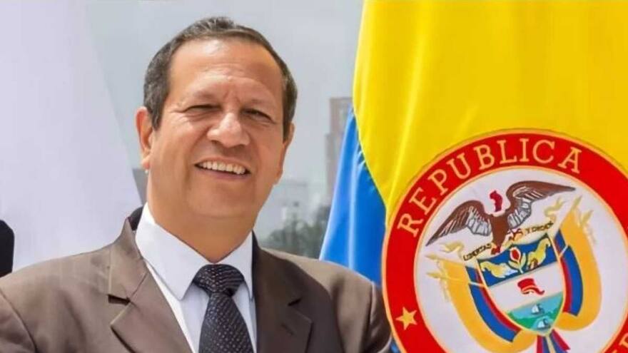 Destituyen e inhabilitan a supersubsidio por 12 años por excederse en sus funciones