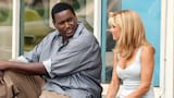 El actor Quinton Aaron permanece en cuidados intensivos tras sufrir complicaciones de salud