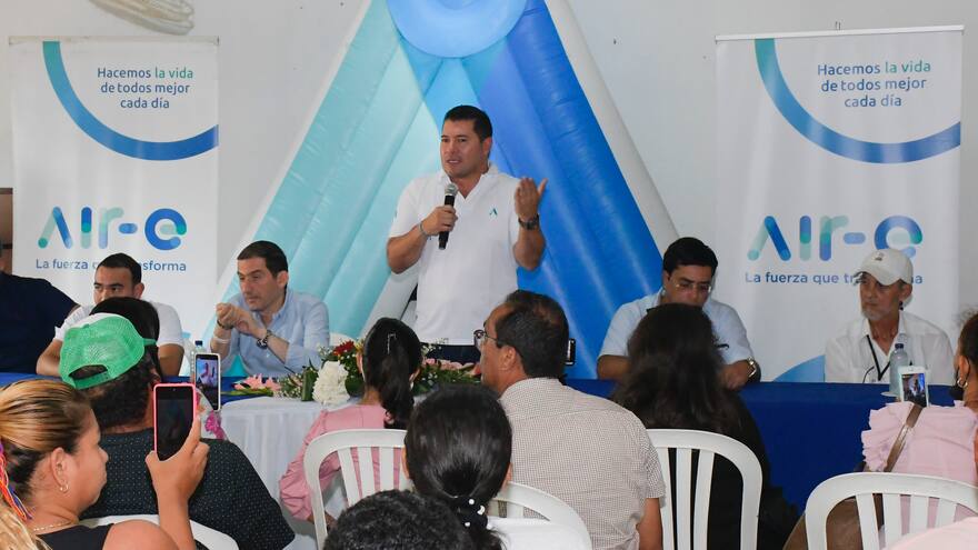 Normalización de redes eléctricas en La Cangrejera