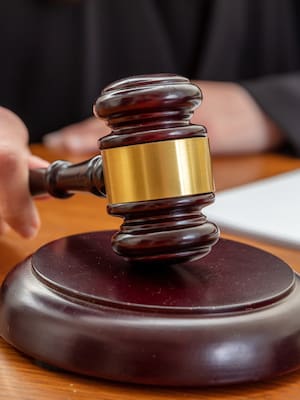 Los penalistas en constante sospecha