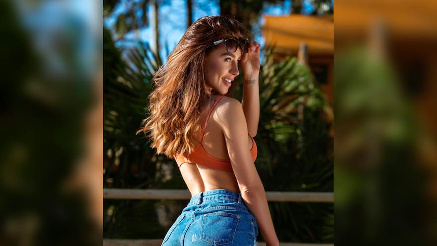 Eliza Rose Watson: mucho más que una modelo, superó adicciones en su juventud