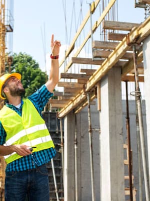 La parálisis de la construcción | Columna de Emilio Sardi