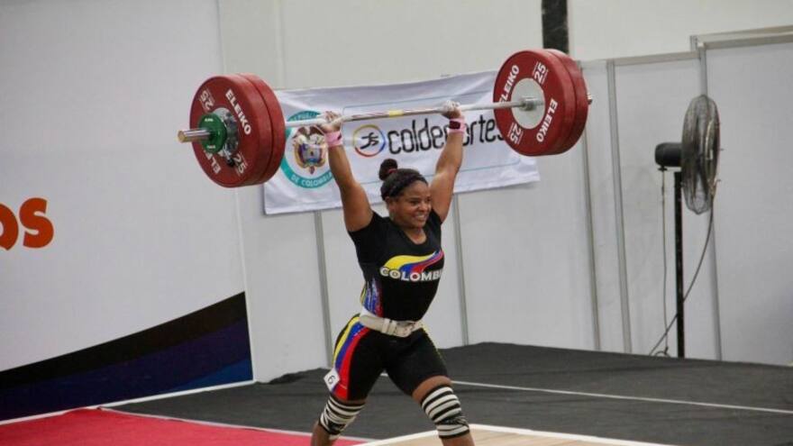 La samaria Mercedes Pérez ganó oro e impuso record suramericano en Cochabamba