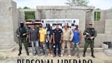 Ejército libera a 15 personas retenidas por los Pachenca en área rural de Riohacha