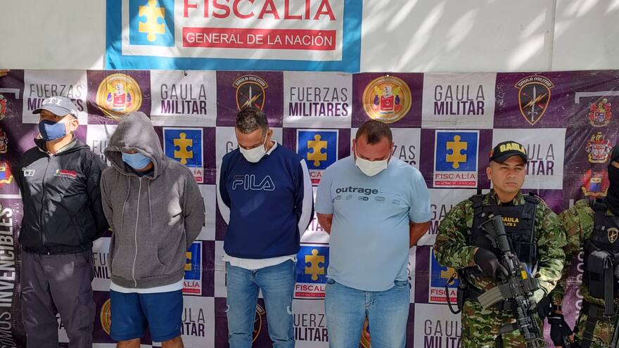 Caen ‘los Parcheros’: señalados de hurtar elementos dentro de los carros