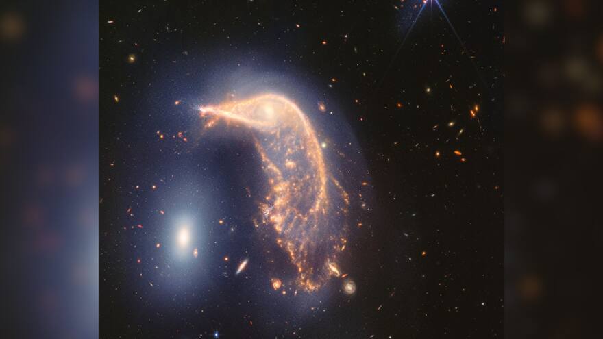 Las galaxias en forma de pingüino que ‘danzan’ en el espacio