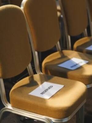 ¡Acabemos con los ‘guardapuestos’! | Columna de José Consuegra Bolívar