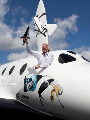 Idiotas espaciales | columna de Catalina Rojano