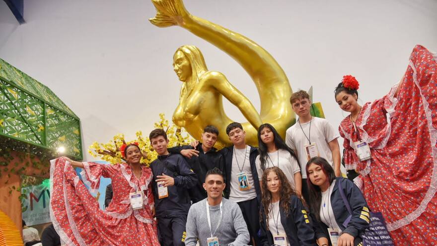 Cesar destacó las bondades del vallenato y el potencial turístico en Anato