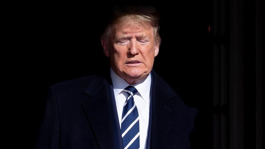 Trump se retracta y recomienda a sus votantes que se vacunen contra la covid