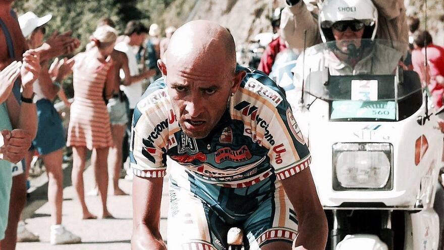 Tras 20 años, Policías denuncian irregularidades en investigación del caso Pantani