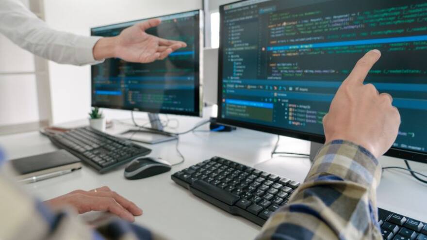 Día del programador: por qué se celebra y algunos exponentes destacados