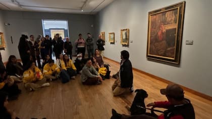 ‘Historias de Ciudad’, la iniciativa que acerca a los habitantes en condición de calle con el arte y los museos