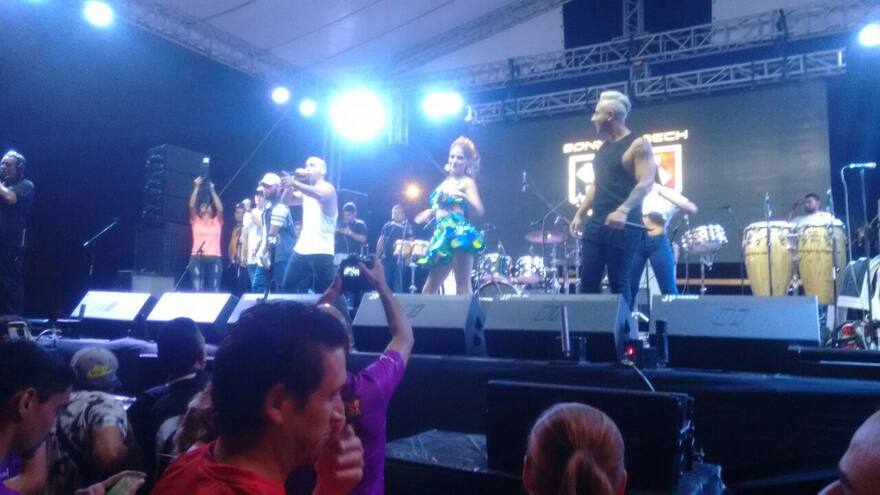 Así se gozó el Viernes de Reina y Orquestas