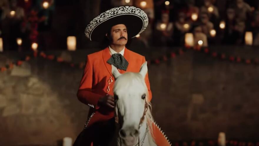 Se conocieron las primeras imágenes de la serie sobre la vida de Vicente Fernández