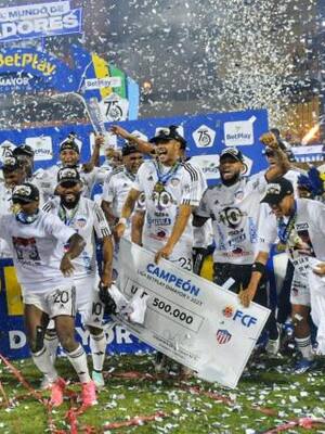 El éxito de Junior y Reyes, díganlo sin llorar | Columna de Hugo Illera Jiménez