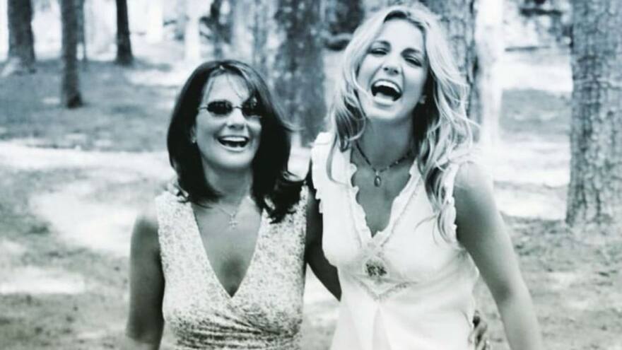 Madre de Britney Spears le pide perdón a su hija y ella le contestó que nunca nadie la apoyó